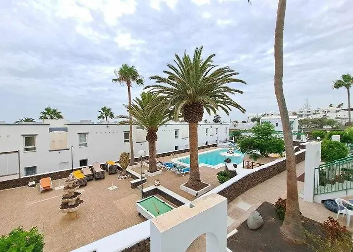 * * Costa Guacimeta * *