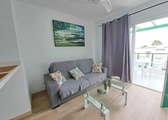 * * Costa Guacimeta * * Los Pocillos