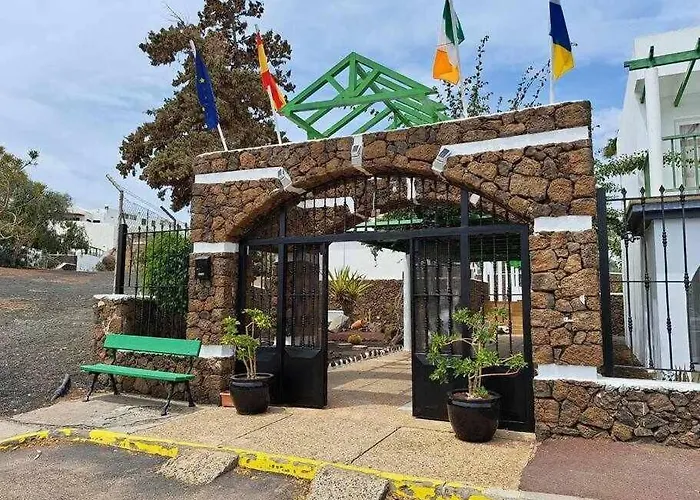 * * Costa Guacimeta * * * Los Pocillos