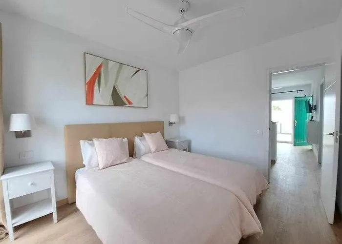 * * Costa Guacimeta * * Los Pocillos